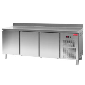 Mesa snack refrigerada 3 puerta ciega
